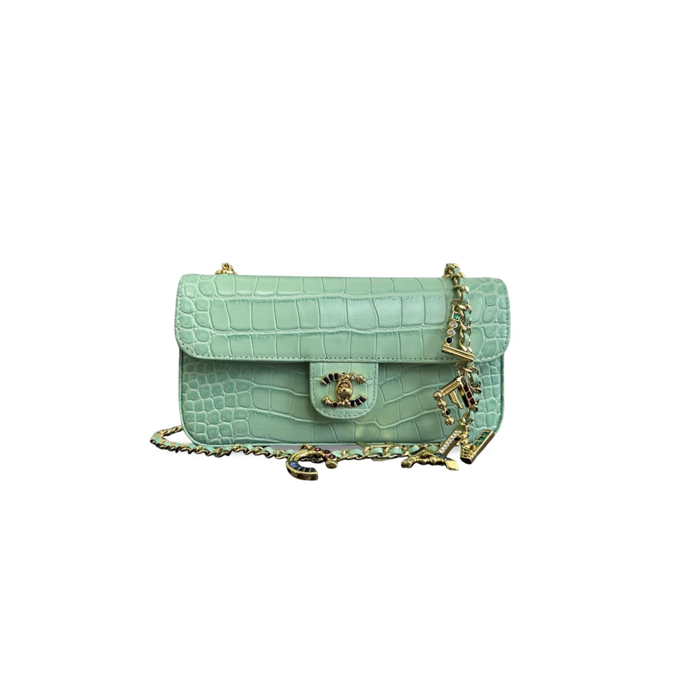 CHANEL MASTER CROCODILE EMBOSSED LEATHER AS6340 (22*12*4cm)